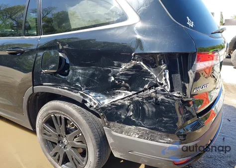 2021 Honda Pilot Awd Special Edition from USA, damaged, VIN 5FNYF6H29MB083526